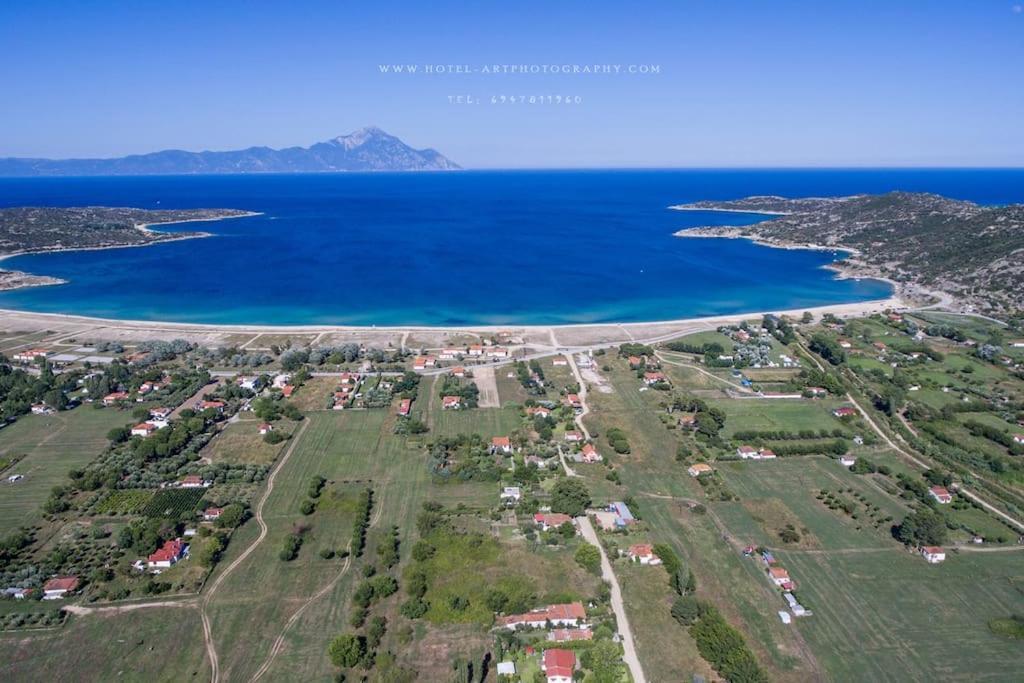 Traditionelles Appartement Athos Shadow Am Meer Paralia Sikias Экстерьер фото