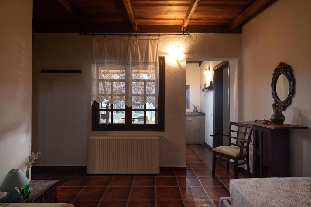 Traditionelles Appartement Athos Shadow Am Meer Paralia Sikias Экстерьер фото